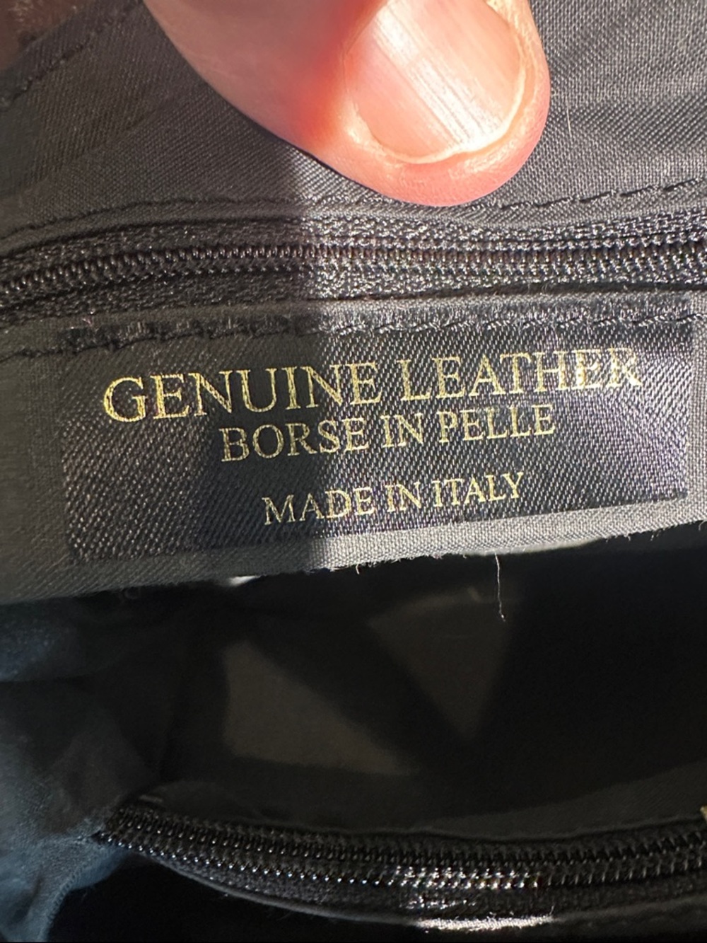 Italian Made leather purse - Picture 3 of 11
